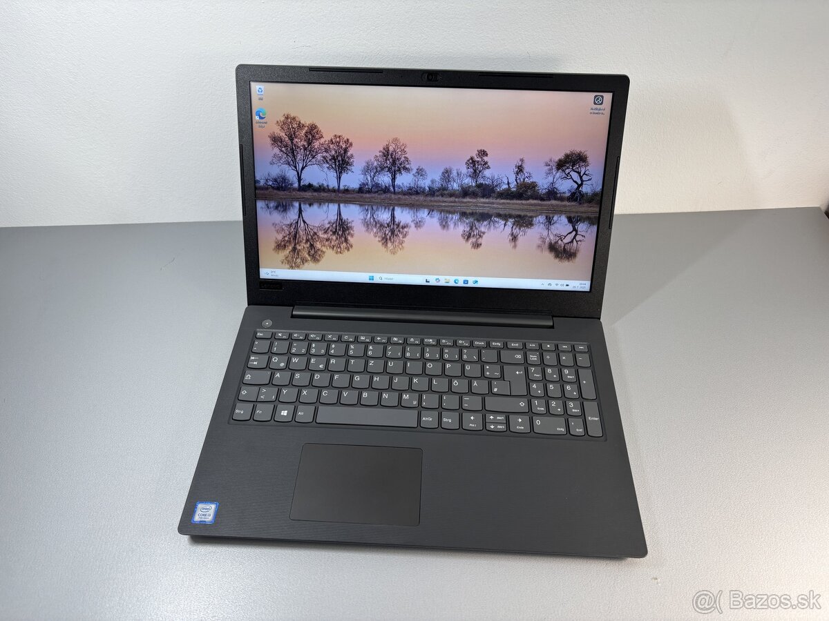 #048 - Lenovo 15.6/i3 7020U/20GB RAM/SSD/Win11