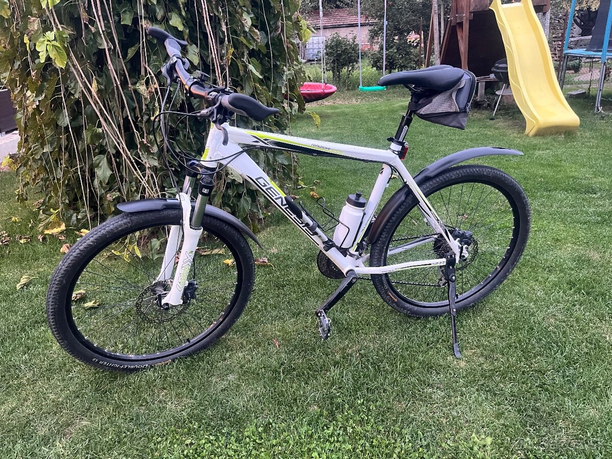 Genesis Razor XR15