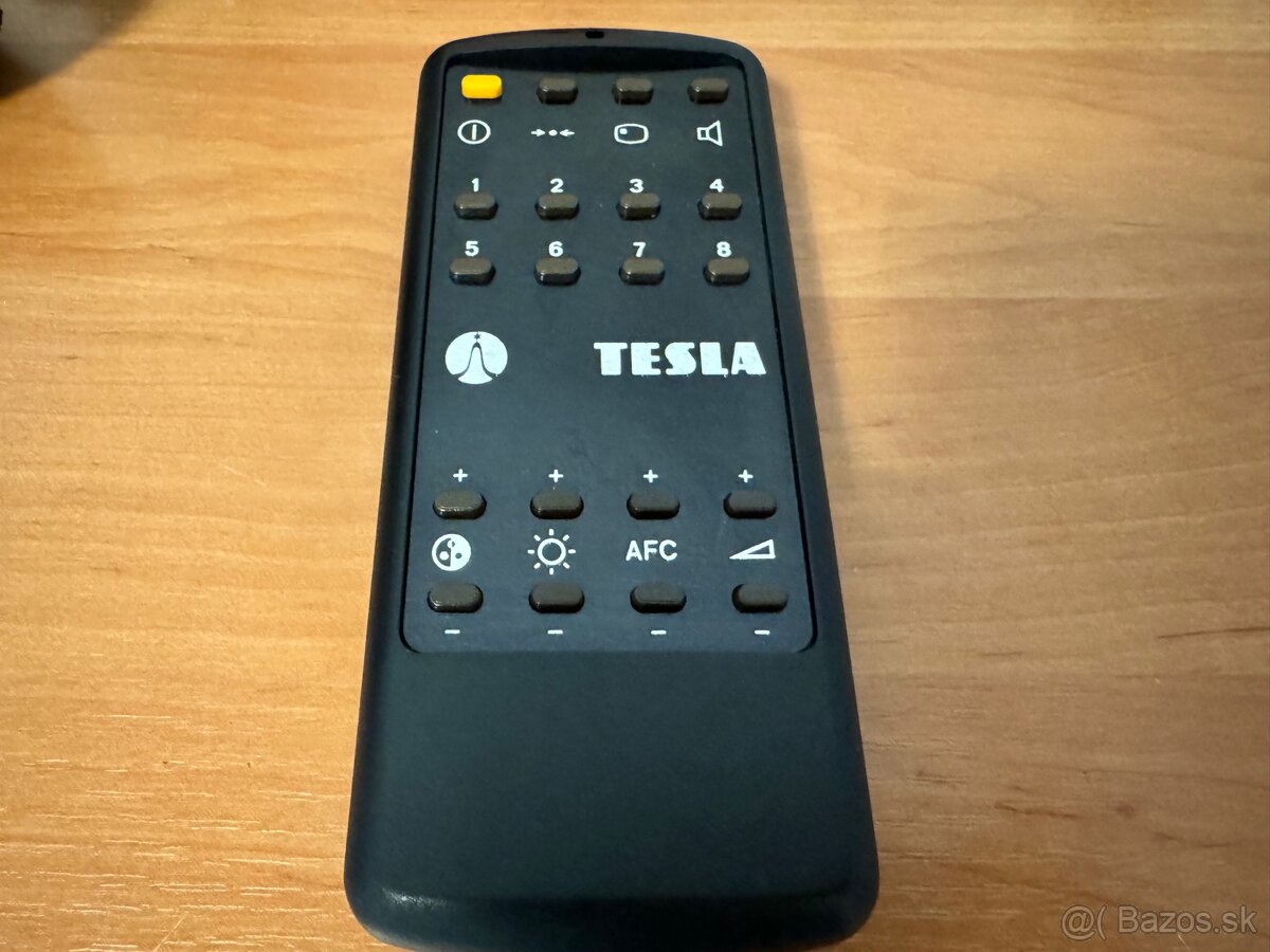 Diaľkový ovládač Tesla