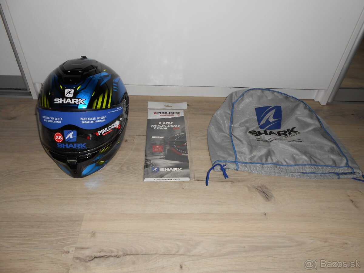 Predam krasnu novu moto prilbu znacky SHARK SPARTAN GT REPLI