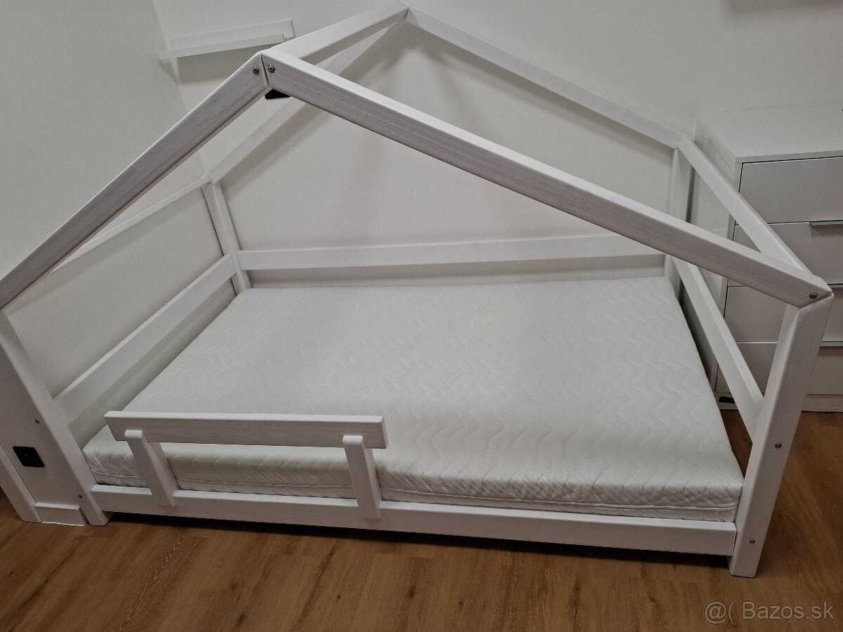 Domčeková posteľ LUCKY 120x200 cm + matrac METROPOLIS