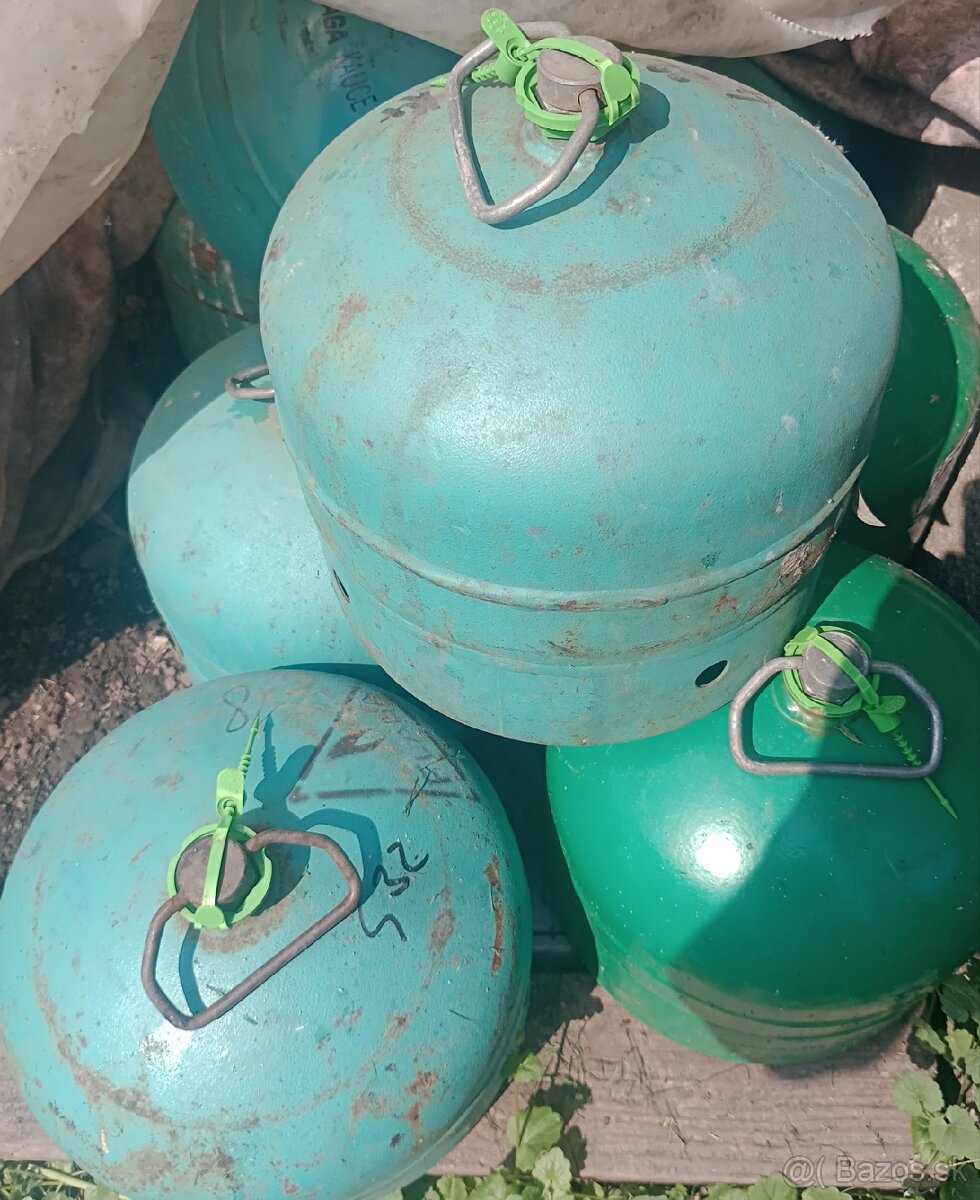 2kg propán butan plné, 9ks