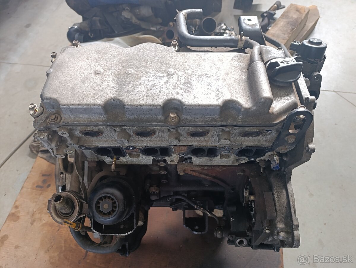Nissan Navara D22 -motor