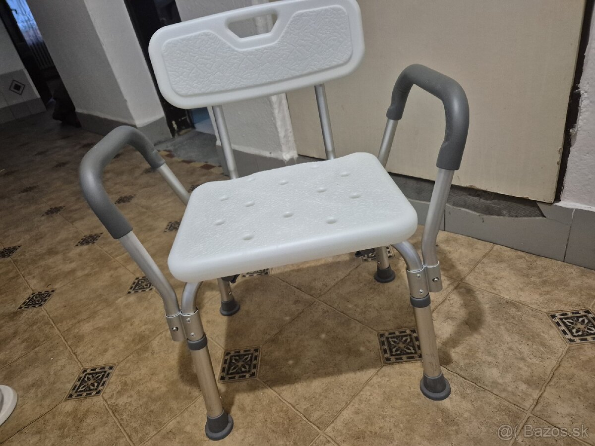 Sprchovacia stolička