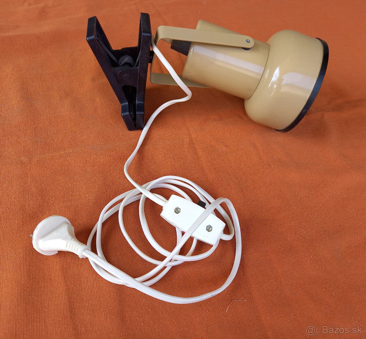 retro upínacia lampa