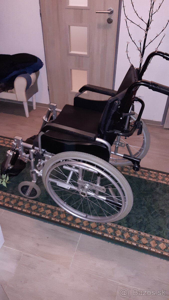 Invalidný vozík