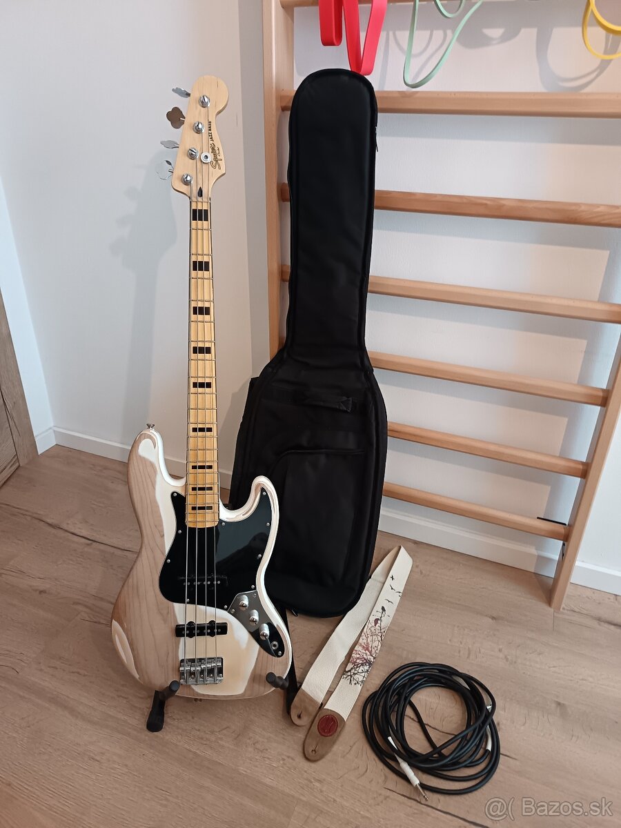Squier jazz Bass