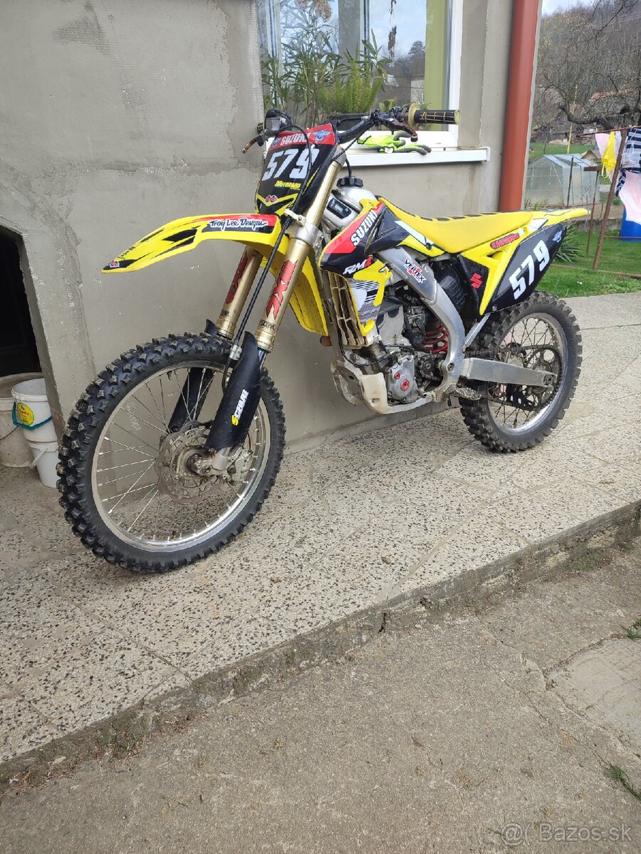 Suzuki rmz 250 2012
