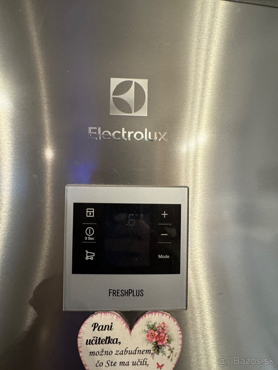Predam chladnicku elektrolux