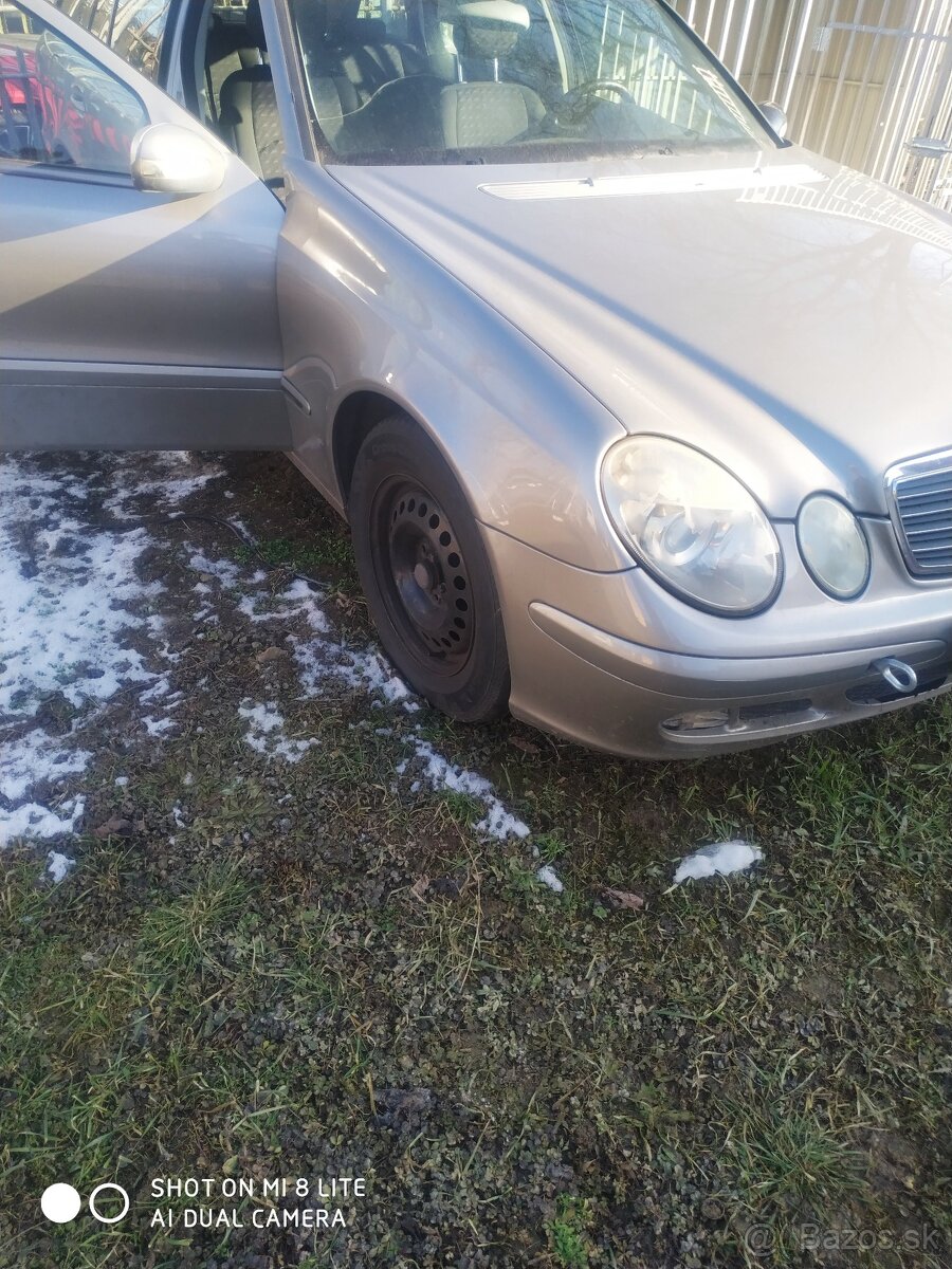 Mercedes e 220 cdi w211 combi automat bez tp a spz