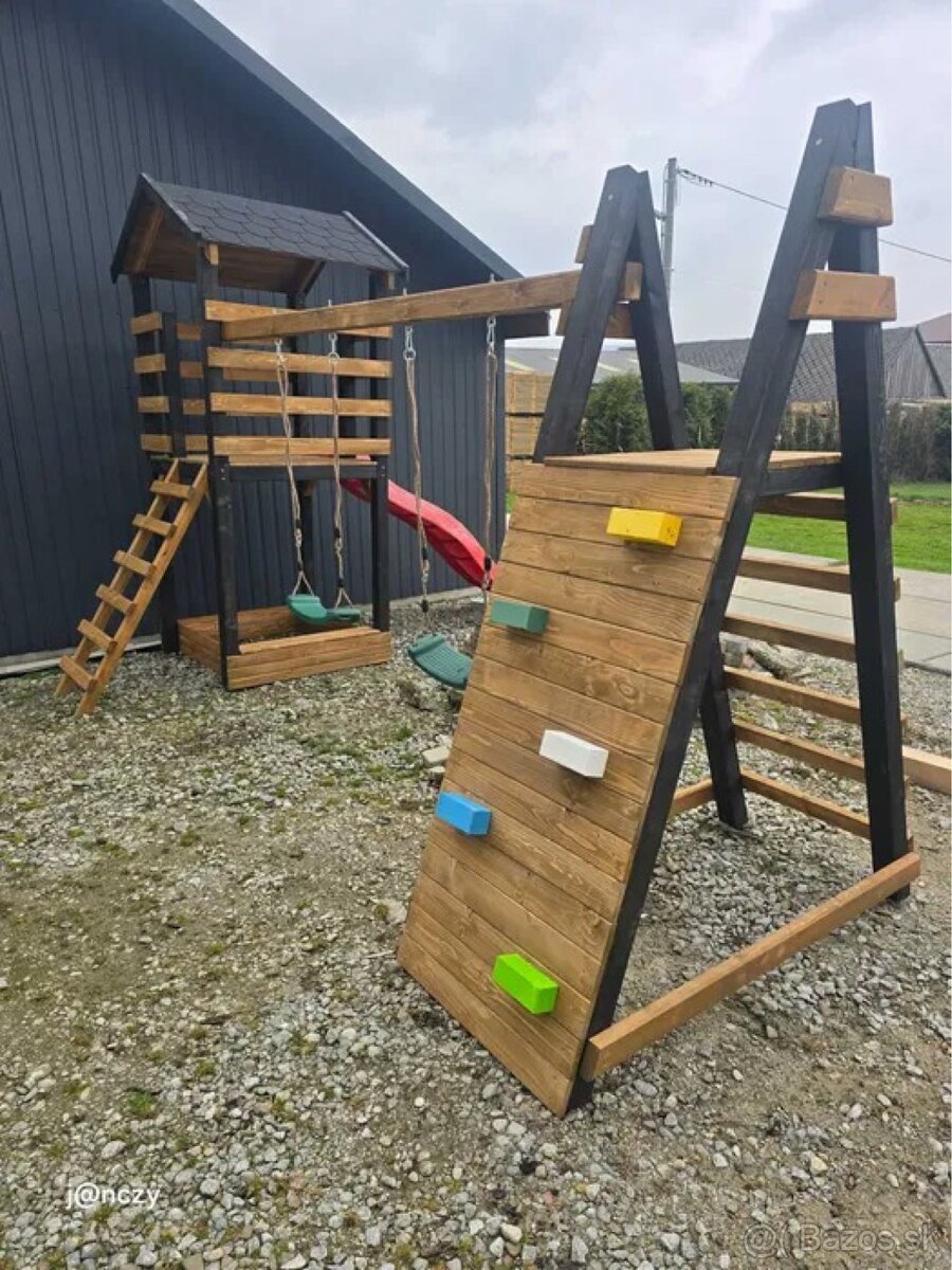Záhradný domček pre deti – šmykľavka, hojdačky, pieskovisko