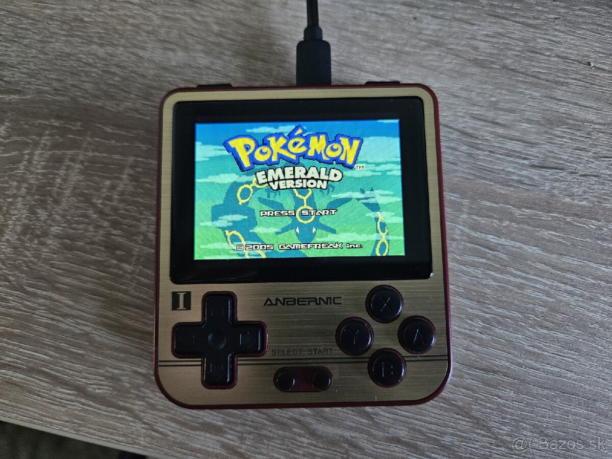 Predám Anbernic RG 280V
