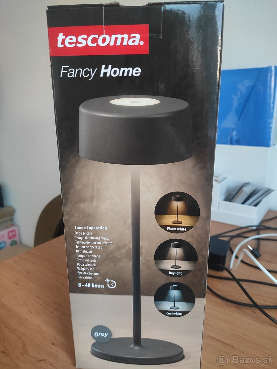 Aku lampa stolná šedá nová