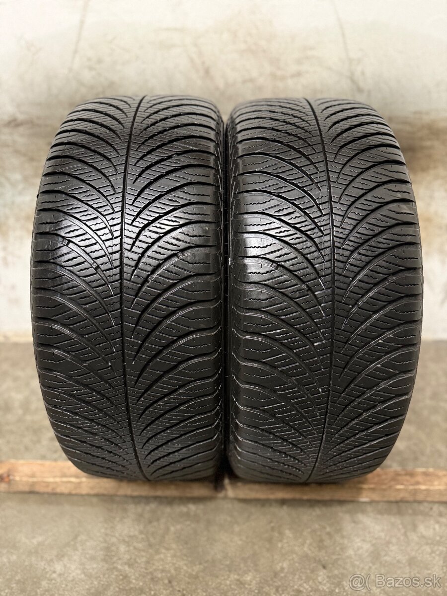 Celoročné pneumatiky 235/50/18 Goodyear Vector 4 Seasons
