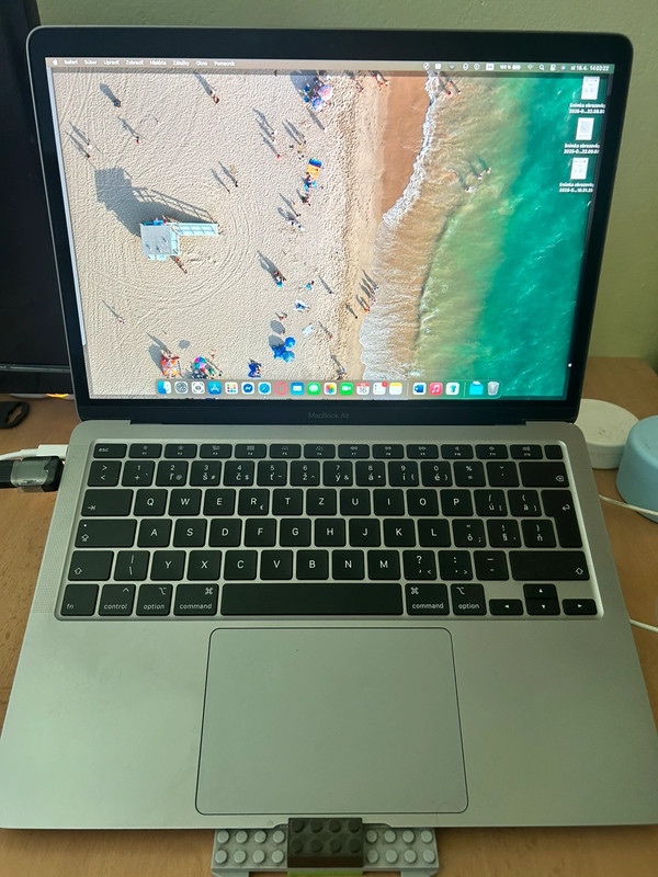 MacBook Air 2020 i5 256GB