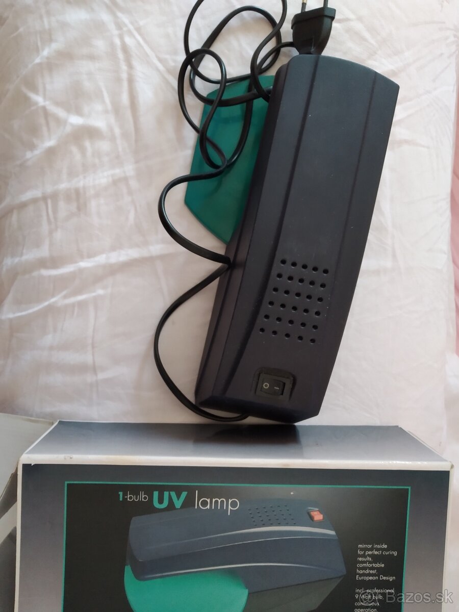 UV lampa na nechty