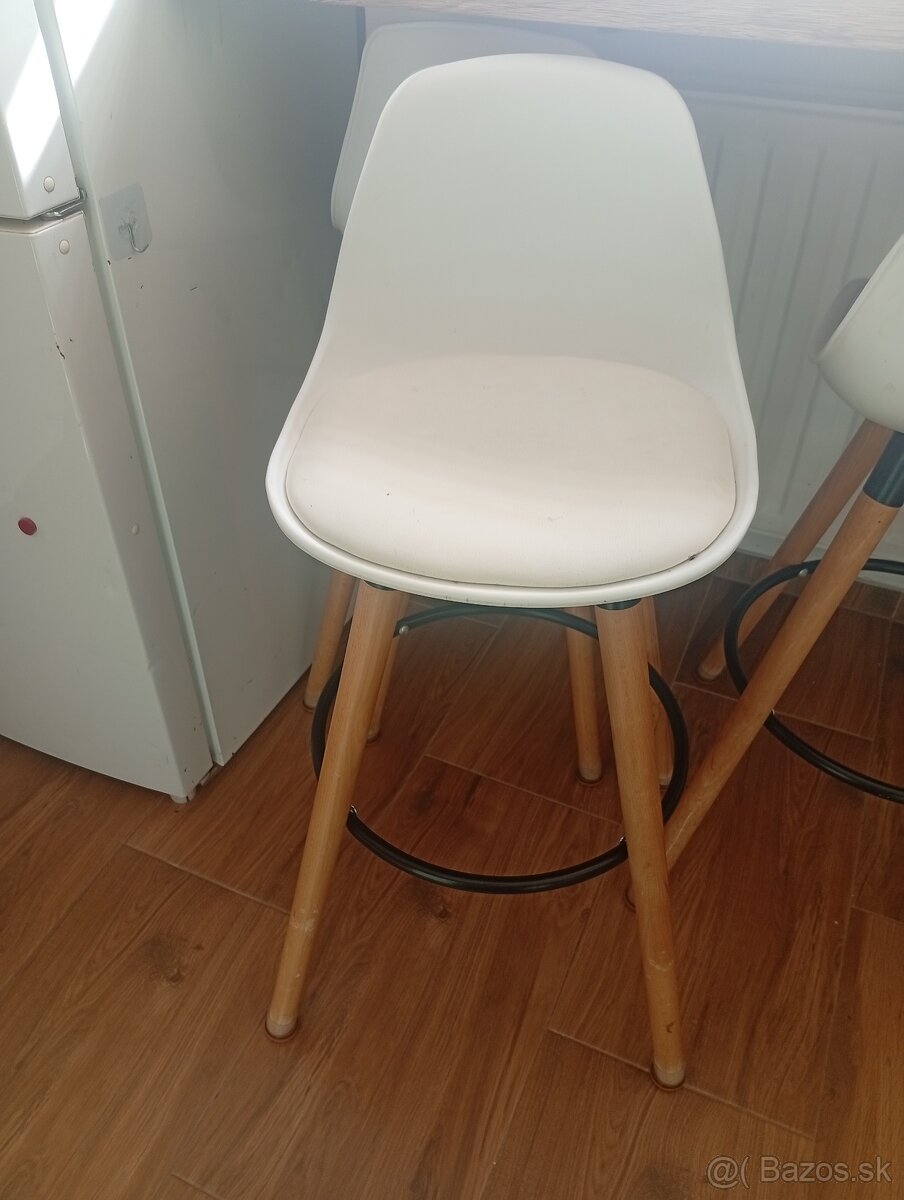 Predám barové stoličky