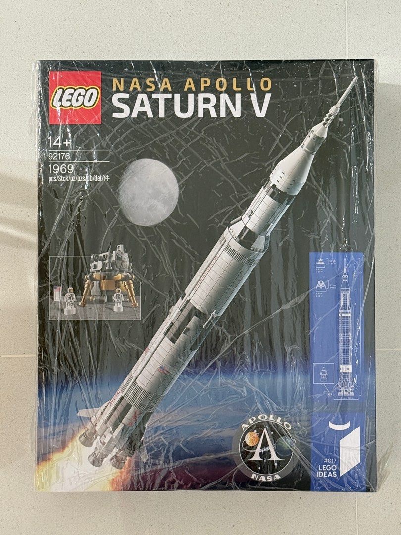 LEGO Ideas 92176 NASA Apollo Saturn V