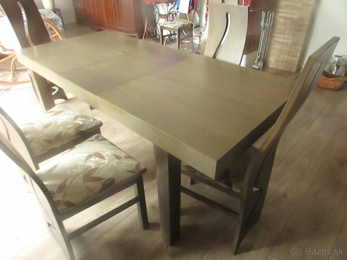 jedálenský set