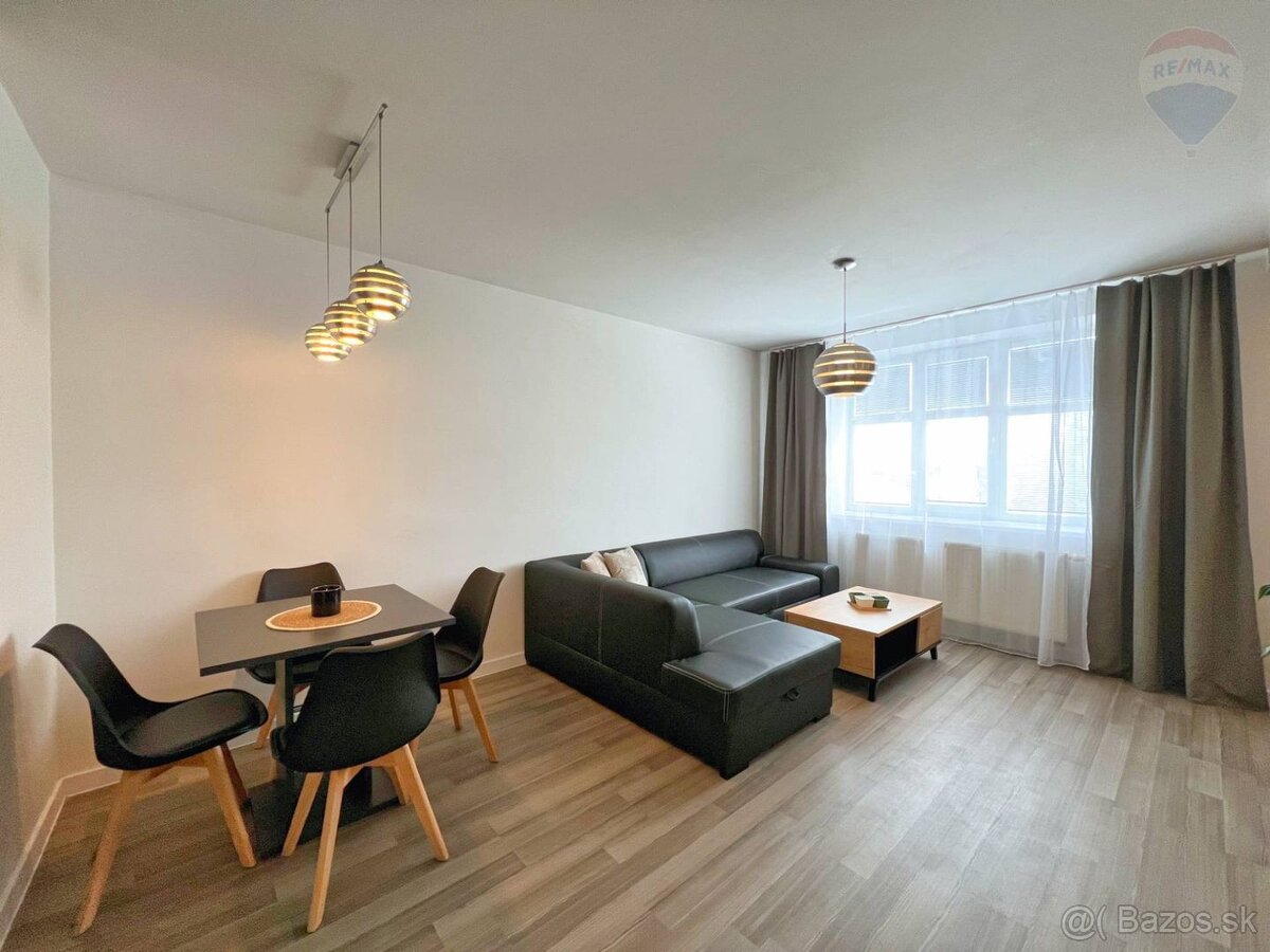 PRENÁJOM 2- izb. byt ul. Mierová Bojnice + park. státie