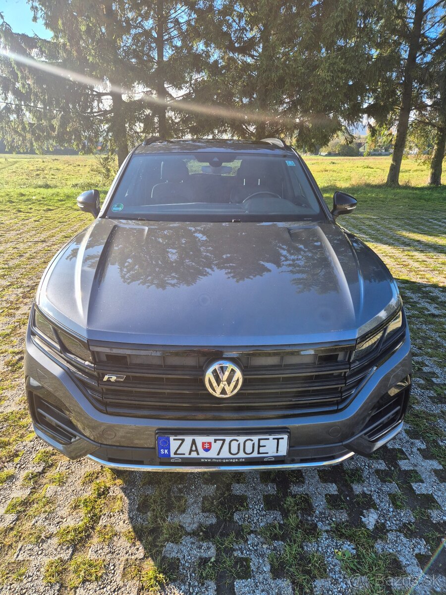 VW Touareg TDi R-Line 210kw BLACK STYLE VZDUCH VIRTUAL