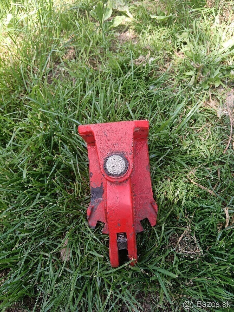 Terra vari agzat držiak riaditok