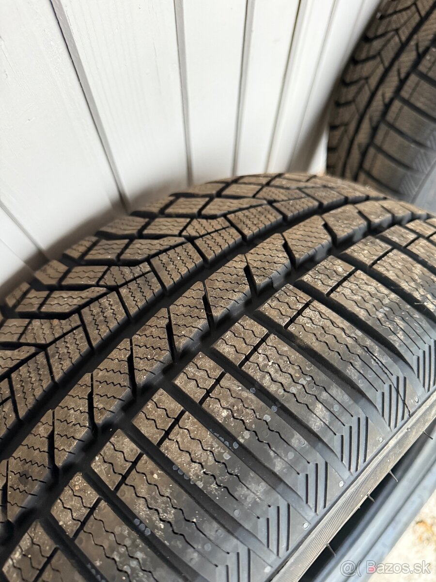 255/50 r19 zimné SAILUN ICE BLAZER ALPINE EVO