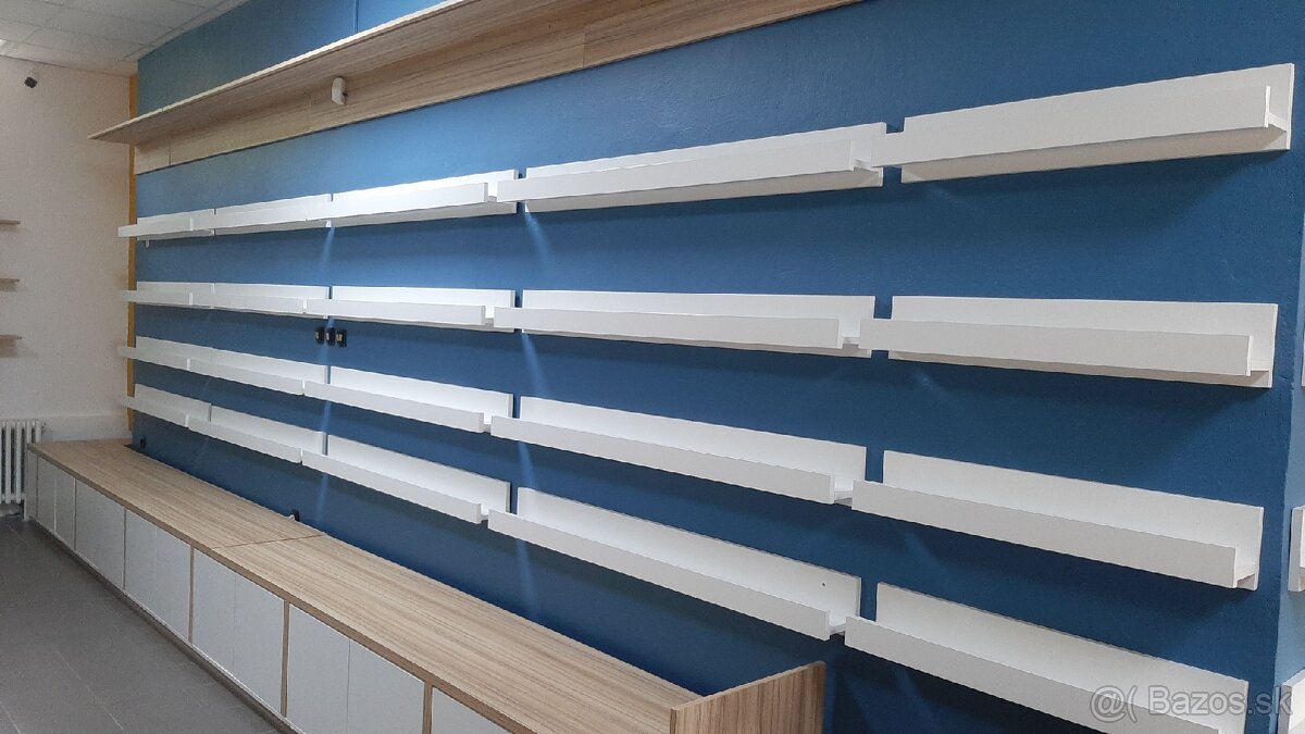 Drevená polička na knihy (aj 1ks) - rôzne dĺžky