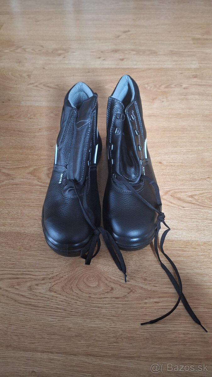 Artra letna pracovna obuv