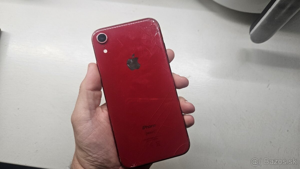Apple iPhone XR 64B RED - horší stav