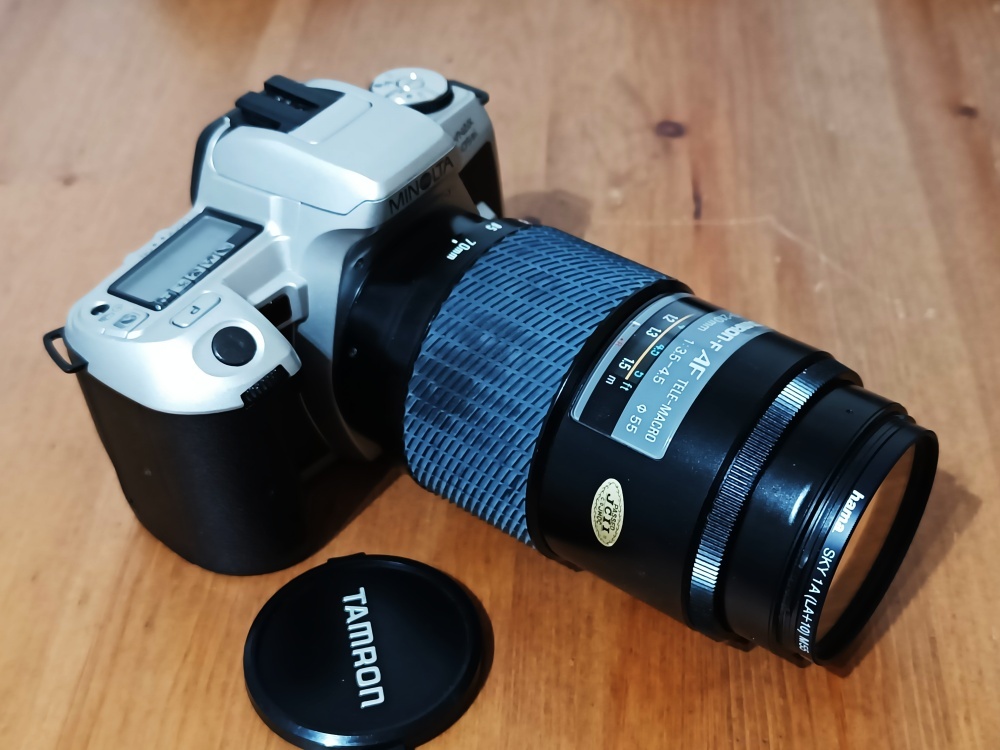 MINOLTA Dynax 500si (Tamron-F AF 70-210mm) - 1994