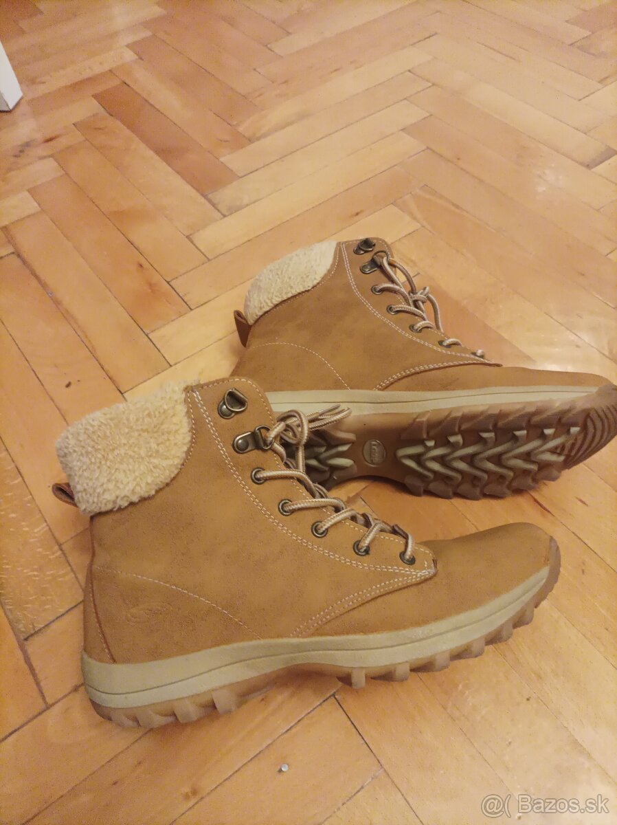 Dámske topánky 41