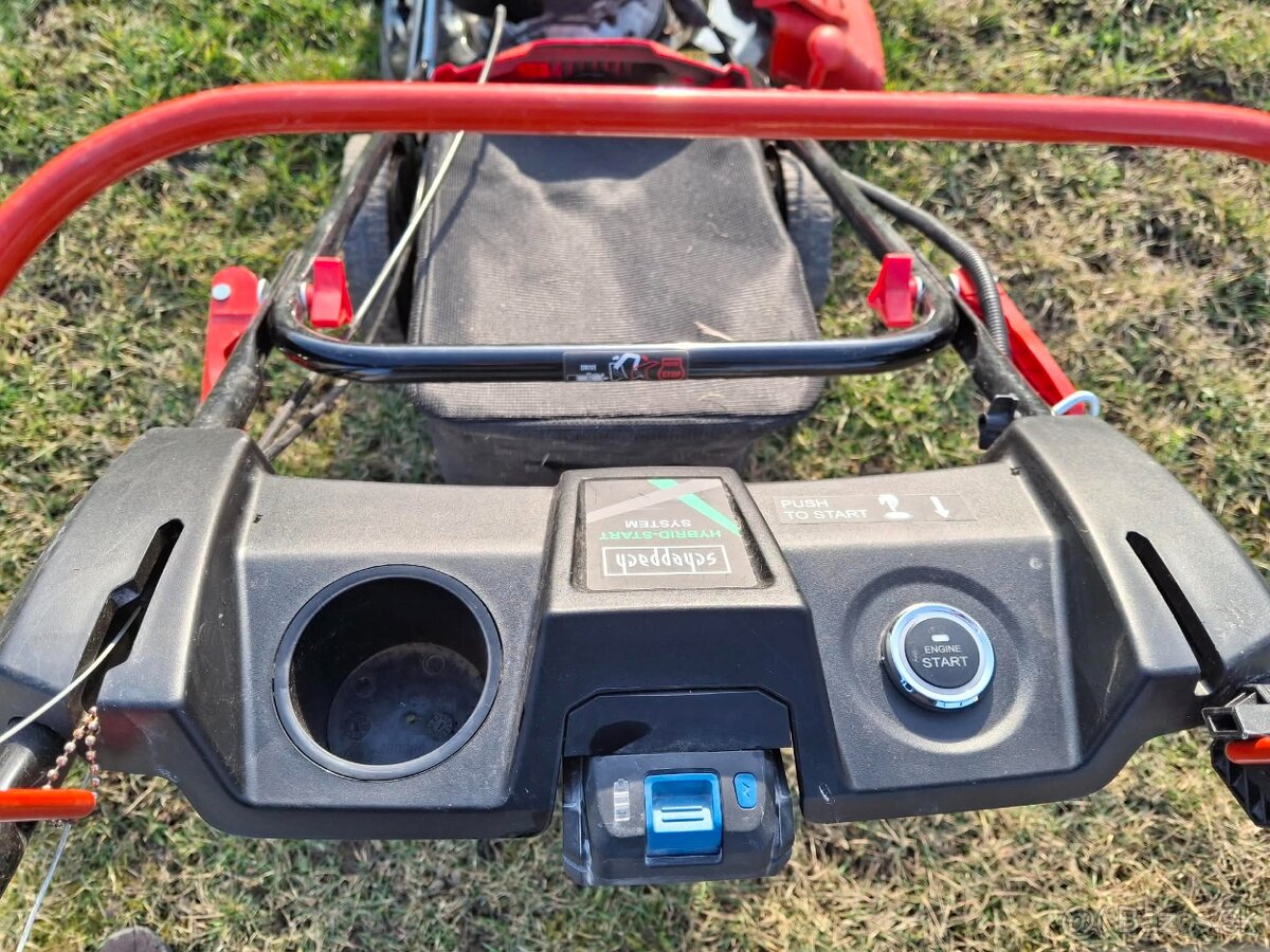 Kosačka Schepach s pojazdom a štartérom