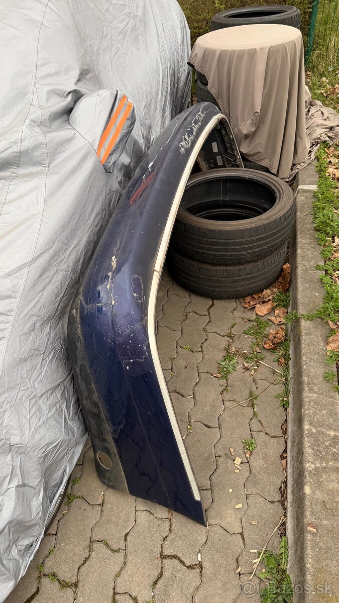 Audi a8 d2 naraznik zadny