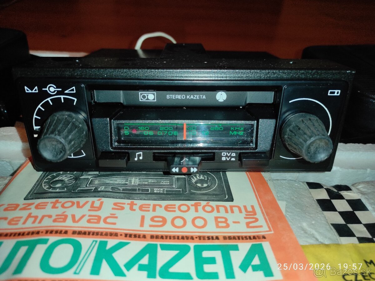 AUTORADIO S KAZETOU TESLA TOP