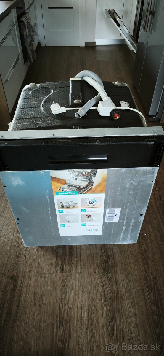 Umyvačka riadu Gorenje