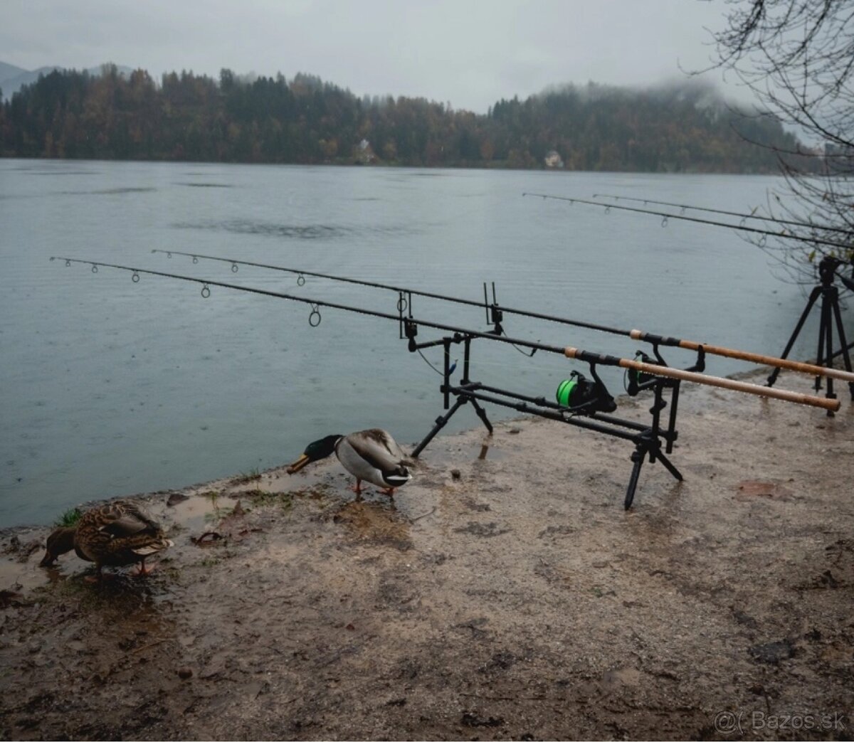 Stojan na prúty GIANTS FISHING COMPACT 3 ROD POD