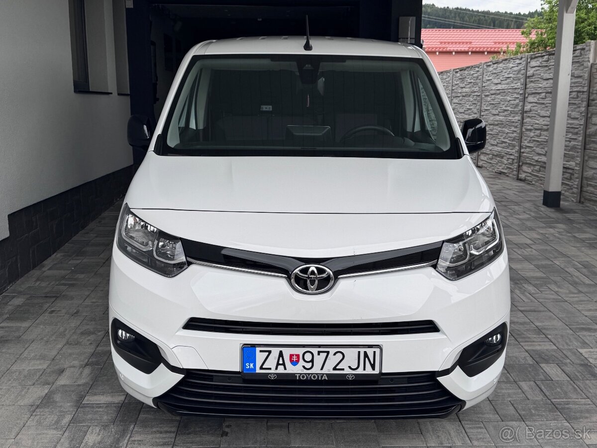 Toyota Proace City - Automat