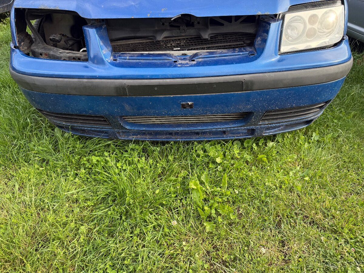 Predam predny naraznik na vw Bora z vr6 podnaraznikom