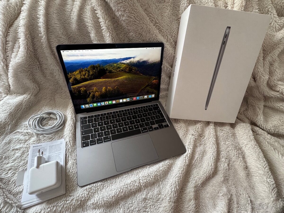 Apple Macbook air M1 8/256gb- Super stav