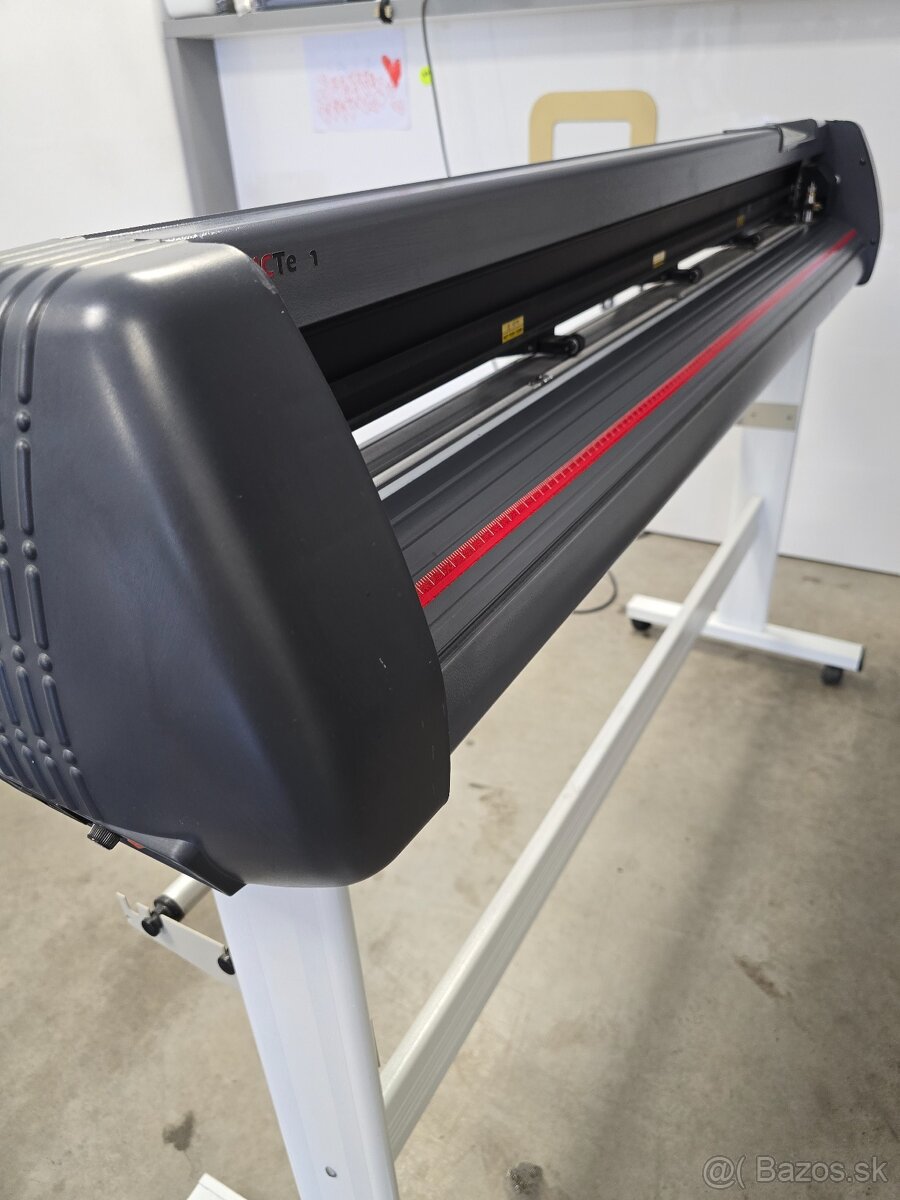 Rezaci ploter 135cm