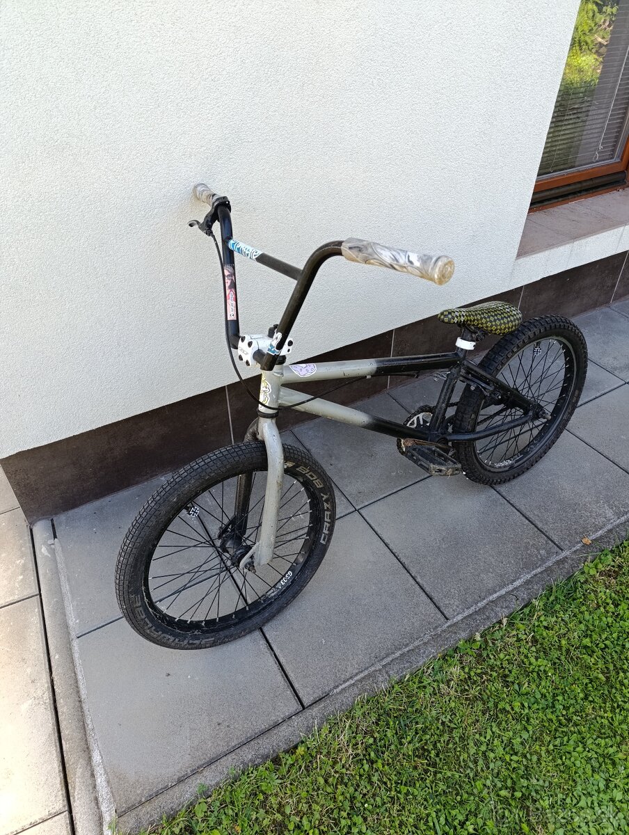 BMX bicykel