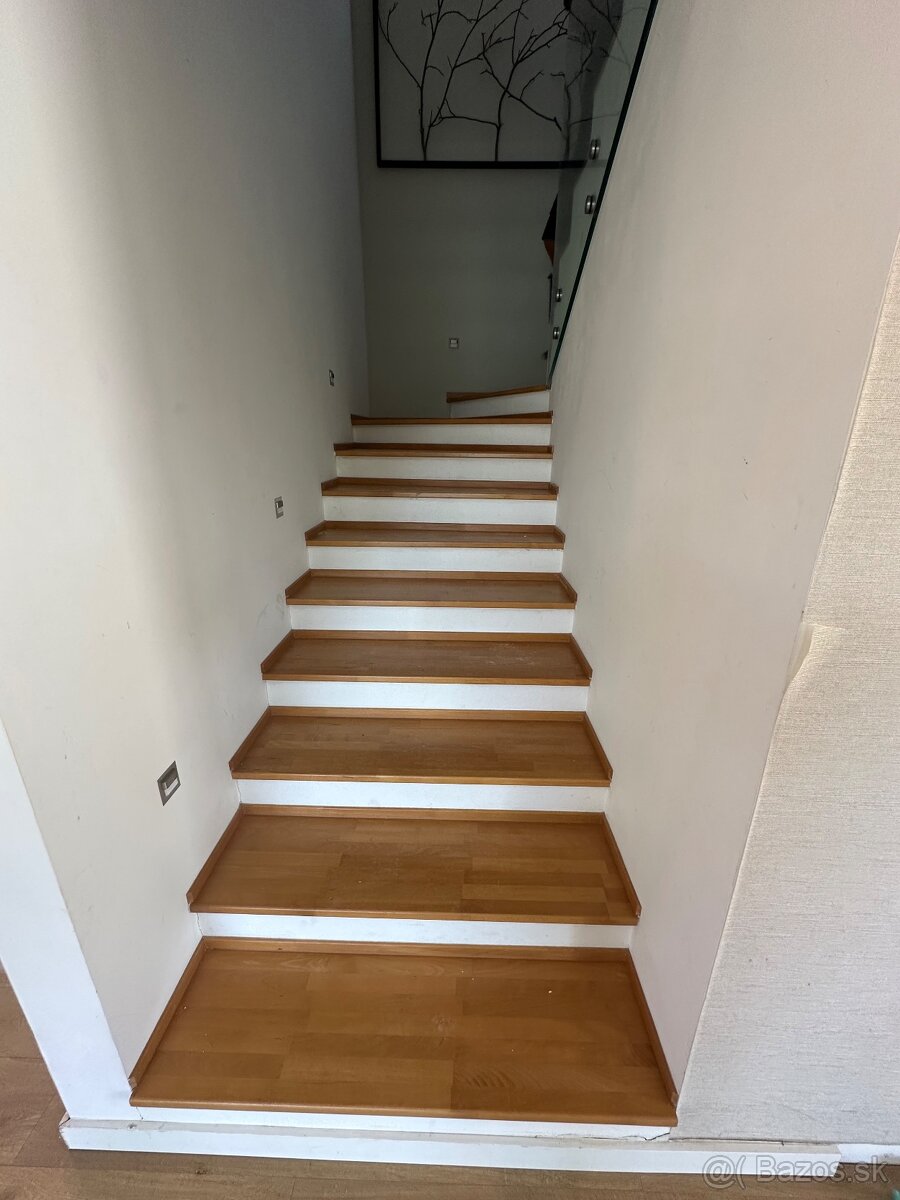 Predám podstupnice na schody- masiv