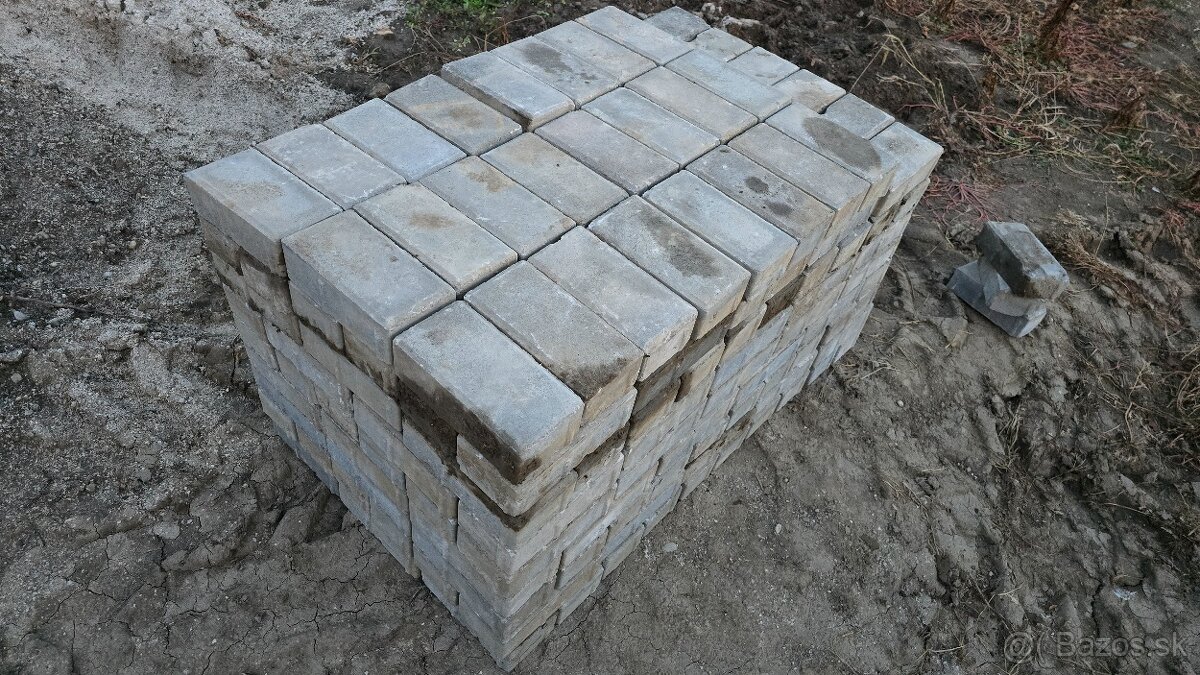 Zámková dlažba 5m²