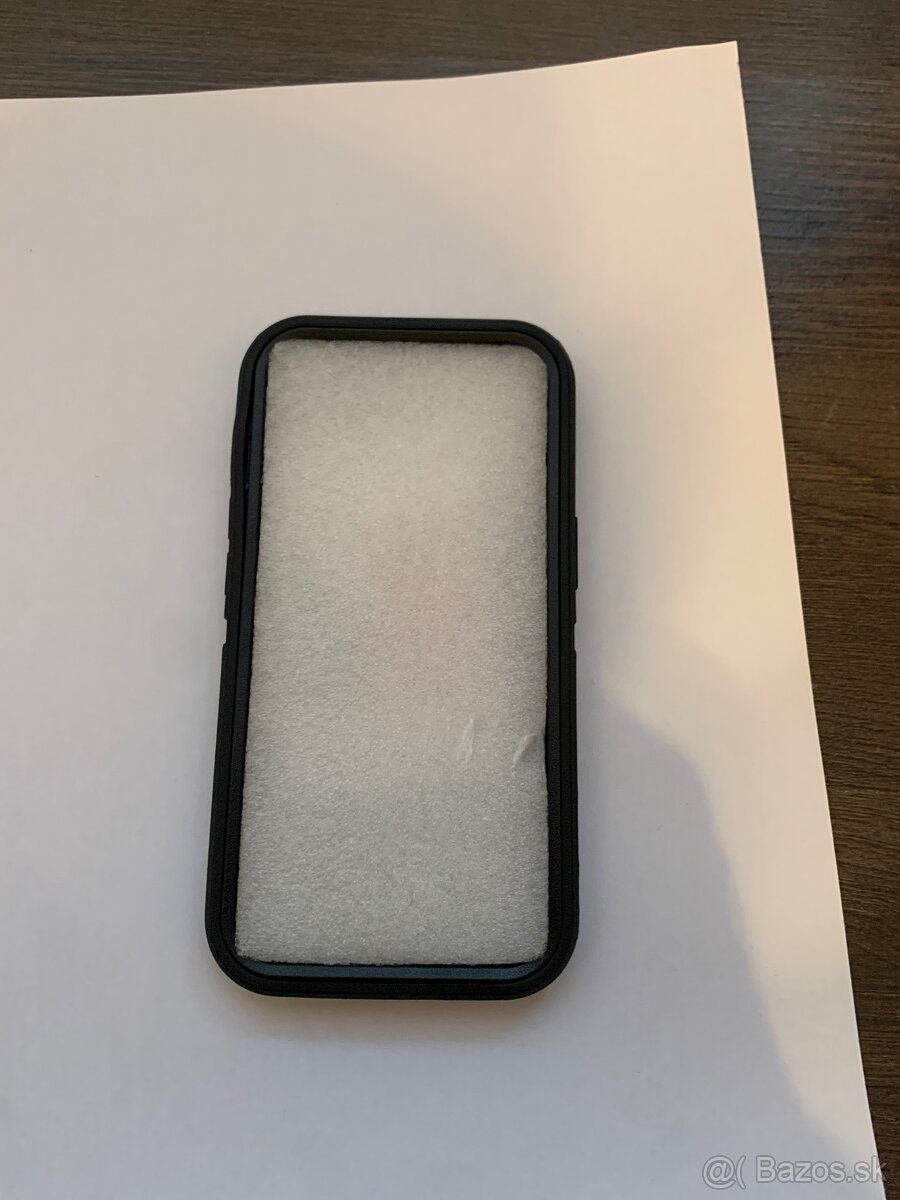 Iphone 13 pro celo kryt.