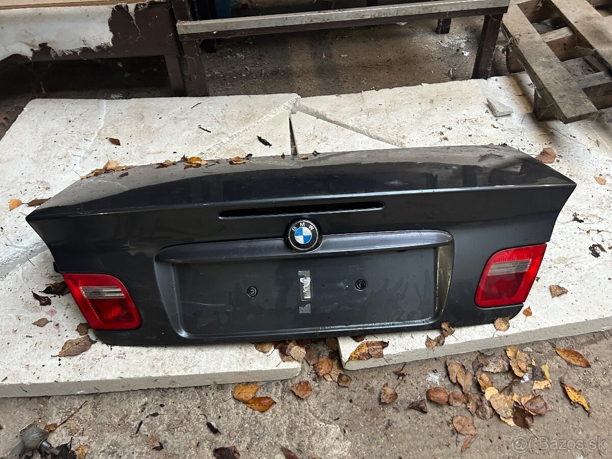 Zadny kufor bmw e46 coupe /cabrio