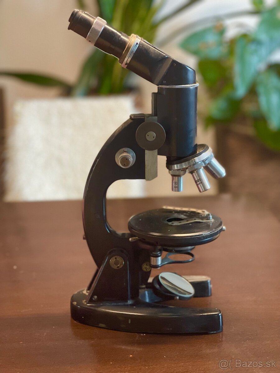 Stary mikroskop Meopta