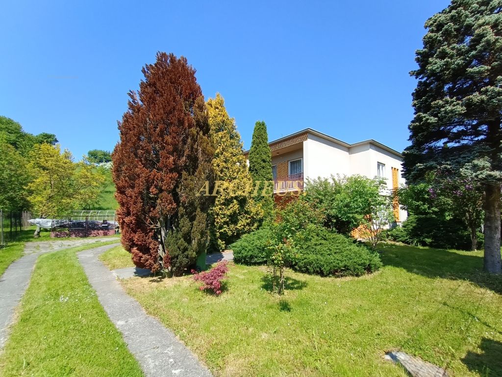 NA PREDAJ 5-IZB.ROD.DOM, POZEMOK 858M2, STARÁ MYJAVA