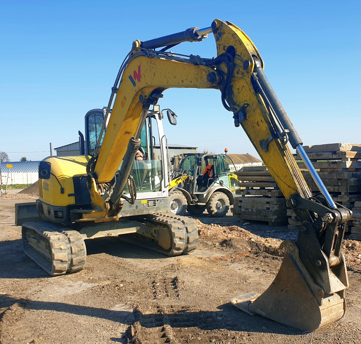 8t bagr guma ofset Wacker Neuson EZ80 mimoosé rypadlo