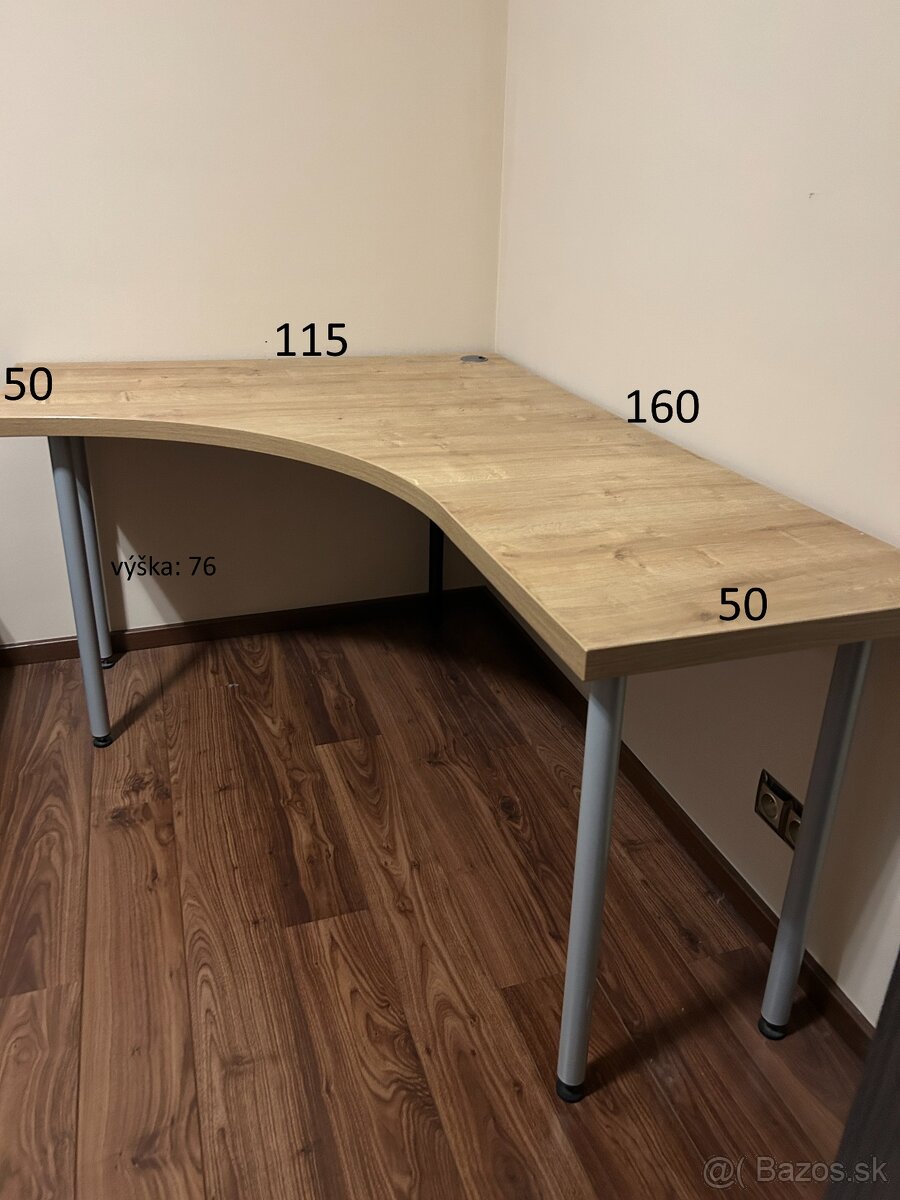 Kancelársky/písací stôl